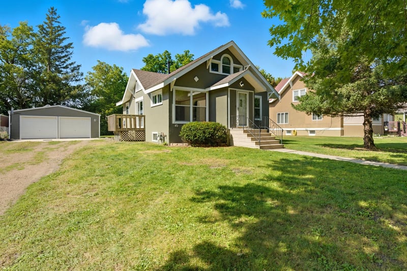 217 N Central Ave, Truman, MN 56088