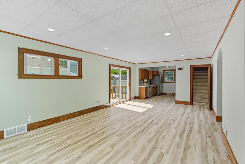 217 N Central Ave, Truman, MN 56088