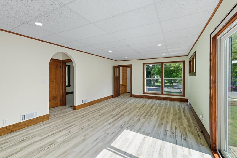 217 N Central Ave, Truman, MN 56088
