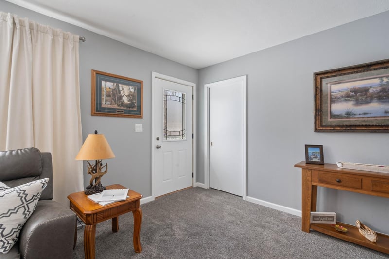 2222 Whittier St, Duluth, MN 55803