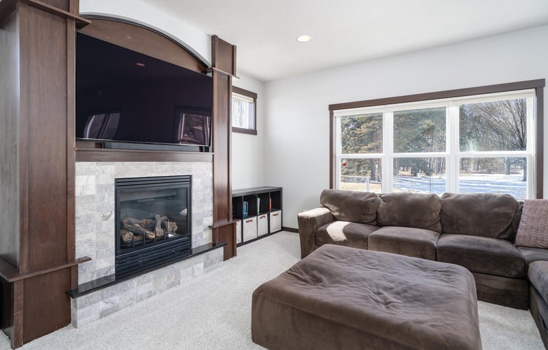 3677 Edgerton St, Vadnais Heights, MN 55127
