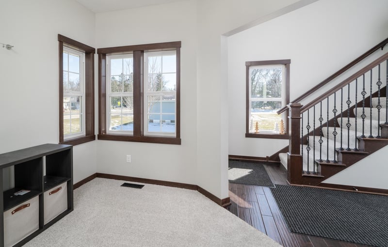 3677 Edgerton St, Vadnais Heights, MN 55127