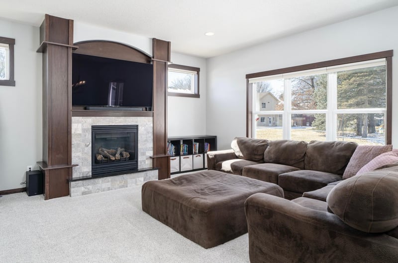 3677 Edgerton St, Vadnais Heights, MN 55127