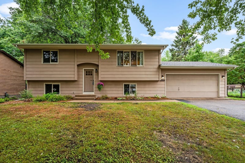 818 Orange St, Lino Lakes, MN 55014