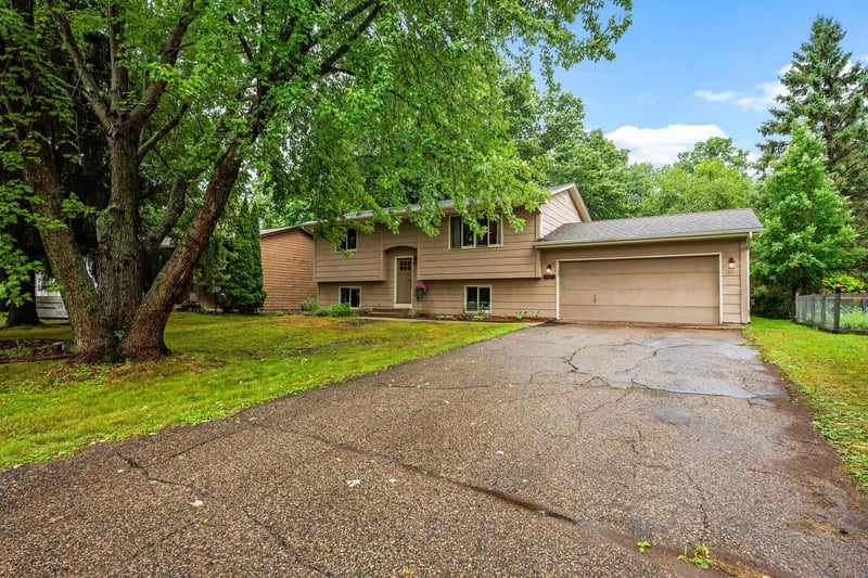 818 Orange St, Lino Lakes, MN 55014