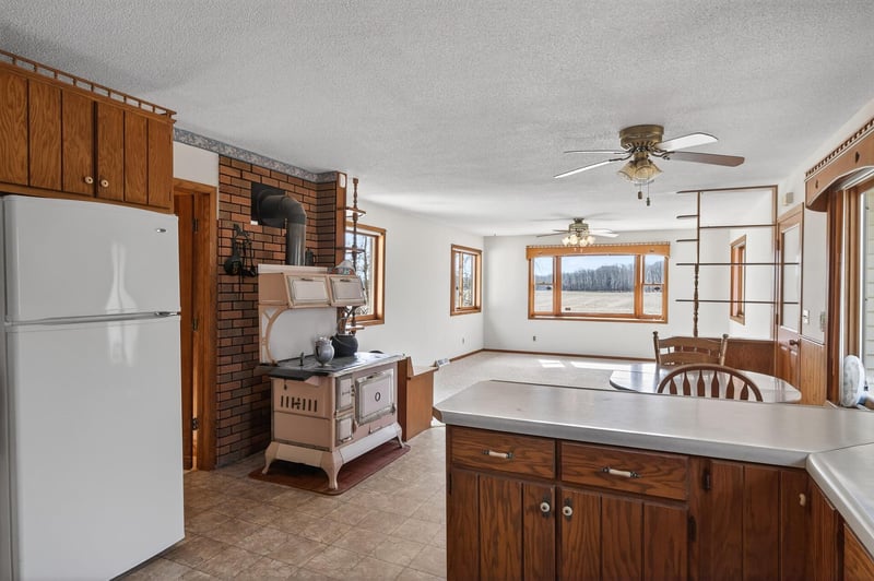 2270 397th Ave, Stanchfield, MN 55080