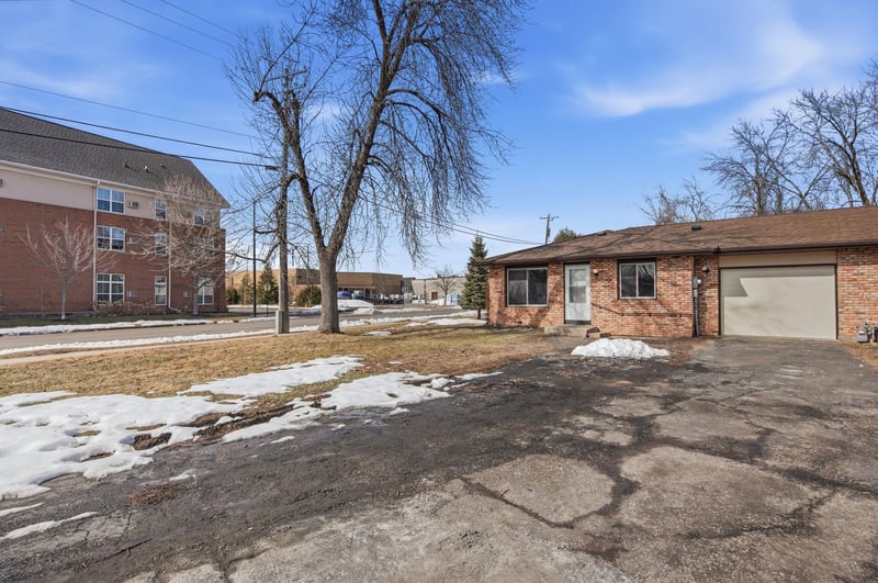 8675 209th St W, Lakeville, MN 55044