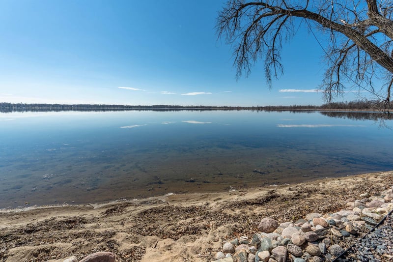 43260 Round Lake Dr, Ottertail, MN 56571