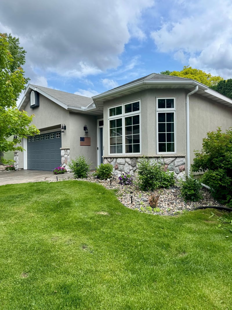 37 Portage Trl, Sauk Rapids, MN 56379