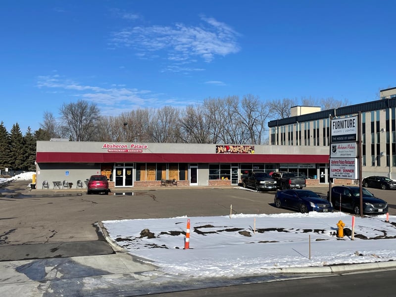 10730 Highway 55, Plymouth, MN 55441