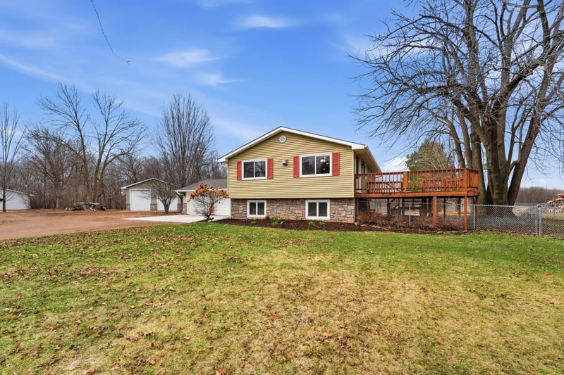 8285 Birchview Rd, Grasston, MN 55030