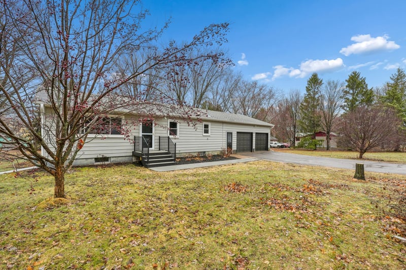 351 Horsmann Ave, Dresser, WI 54009