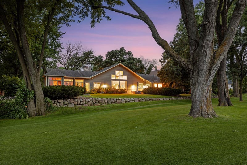 5816 Northwood Dr, Edina, MN 55436