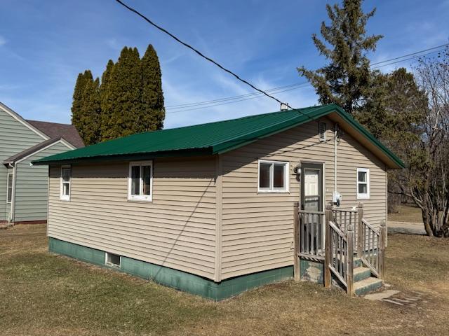 203 Nowell St W, New York Mills, MN 56567