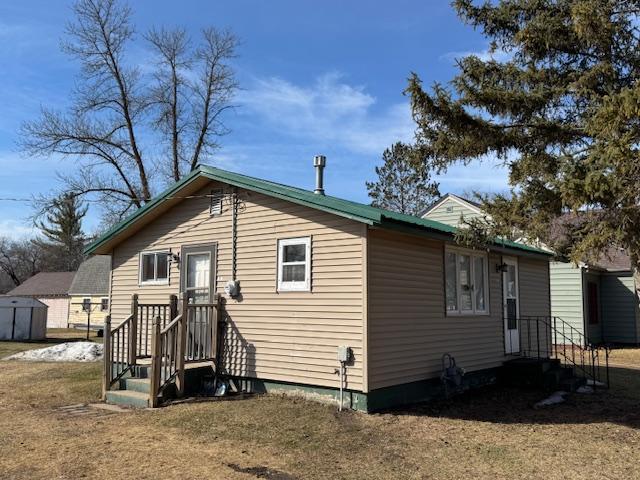 203 Nowell St W, New York Mills, MN 56567