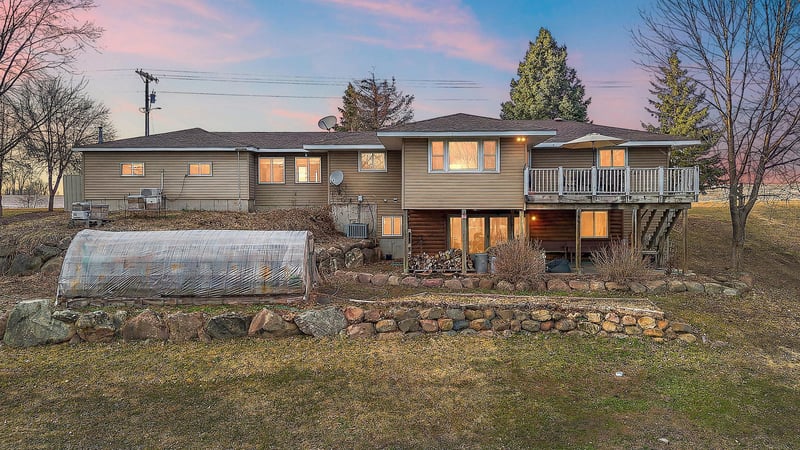 17375 Homestead Rd, Carver, MN 55315