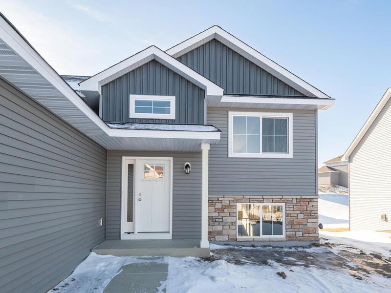 9565 Andrew Ave, Elko New Market, MN 55020