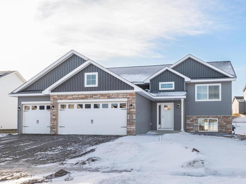 9565 Andrew Ave, Elko New Market, MN 55020
