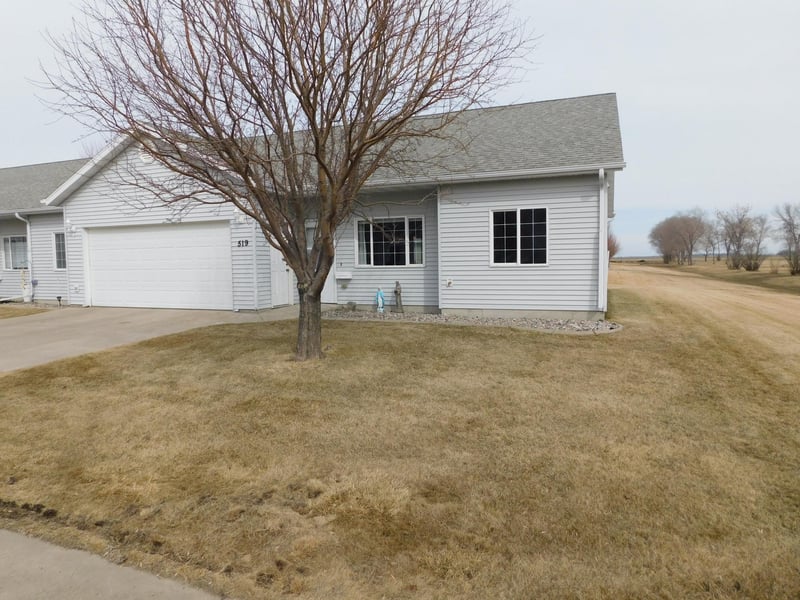 519 2nd St NW, Dilworth, MN 56529