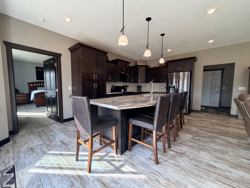 1781 Donavon Dr, Worthington, MN 56187