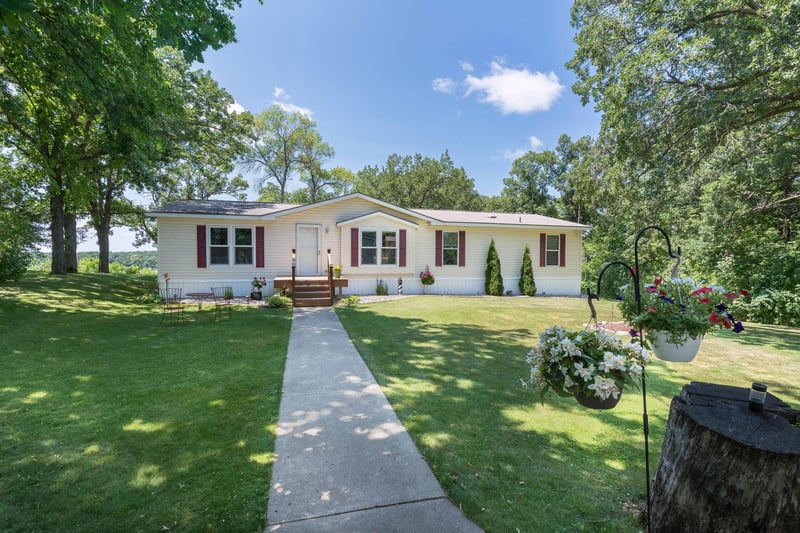 14547 Hilltop Rd, Ashby, MN 56309