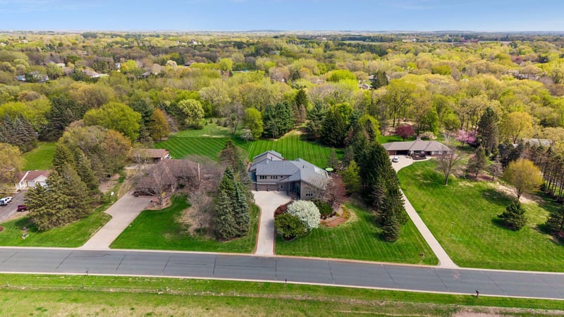 5277 Jamaca Ave N, Lake Elmo, MN 55042