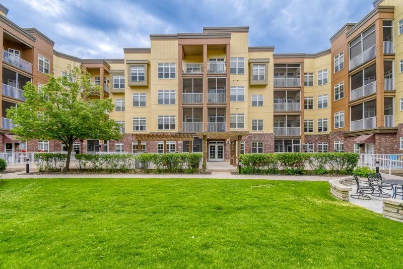 2550 38th Ave NE #108, Saint Anthony, MN 55421