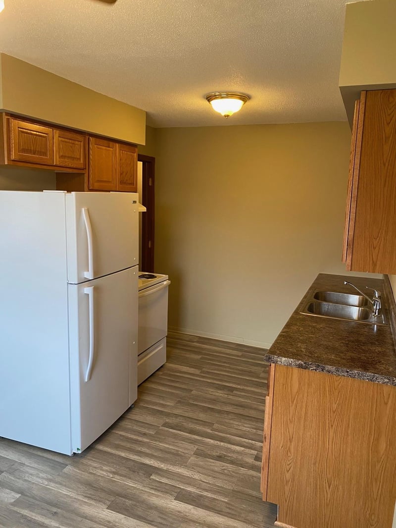 7632 Pleasant Ave, Richfield, MN 55423