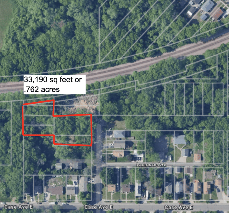 993 Kennard St, North Saint Paul, MN 55106