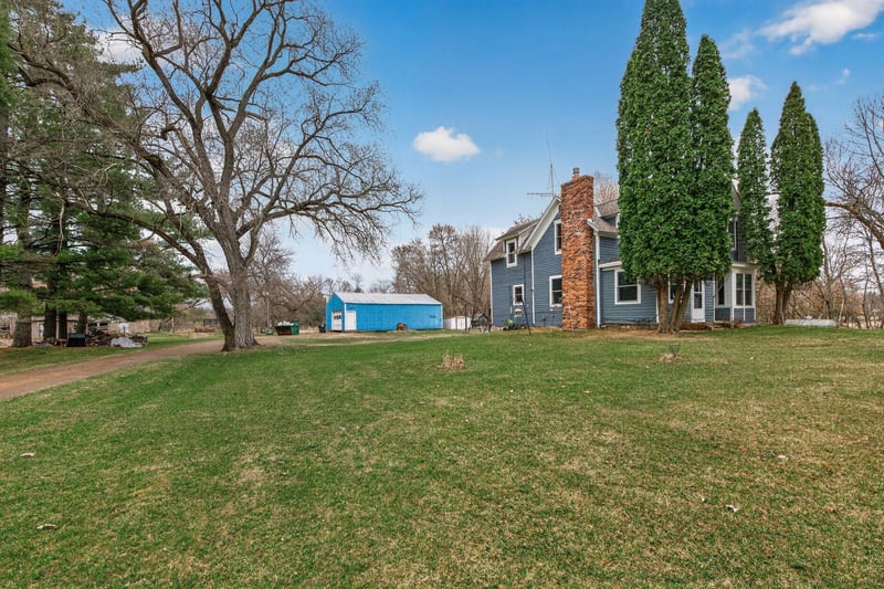 45025 Cedarcrest Trl, Harris, MN 55032