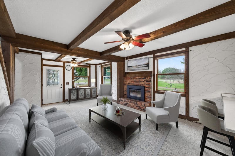 45025 Cedarcrest Trl, Harris, MN 55032