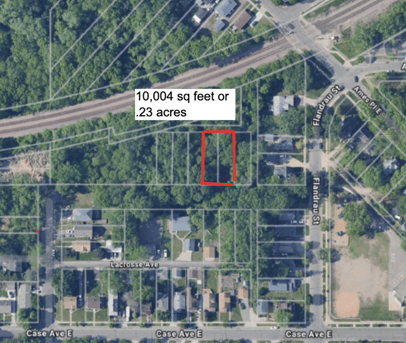 None La Crosse Ave, North Saint Paul, MN 55106