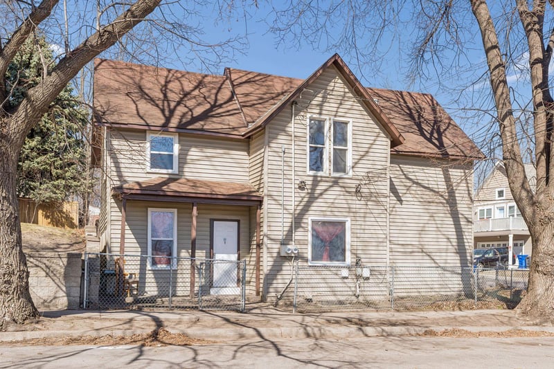 701 Desoto St, Saint Paul, MN 55130