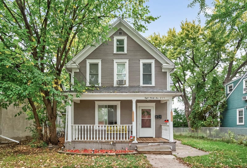 895 Rose Ave E, Saint Paul, MN 55106