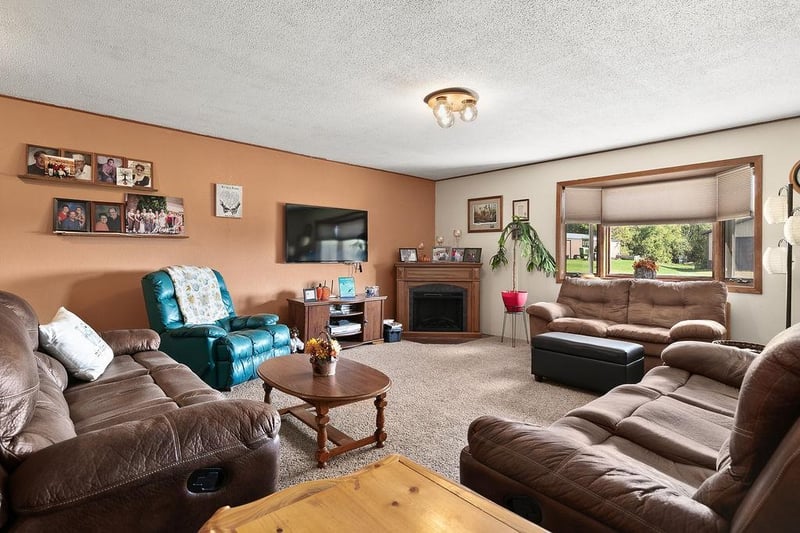 25723 103rd St, Pierz, MN 56364