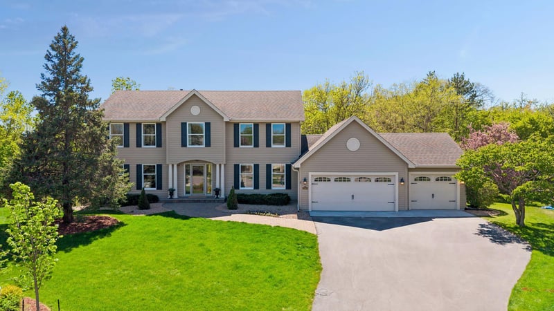 17815 32nd Pl N, Plymouth, MN 55447