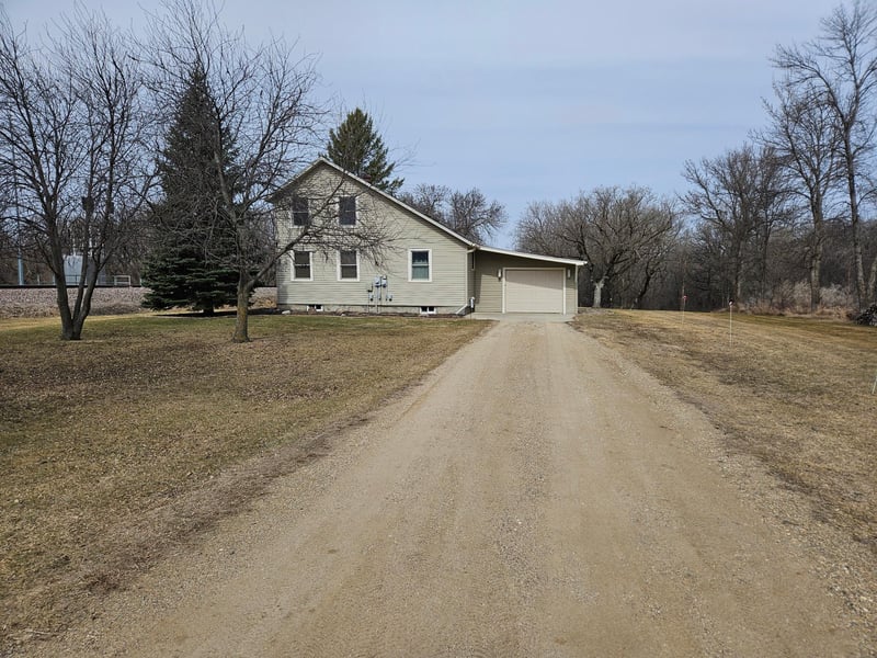 101 Harris St, Kent, MN 56553
