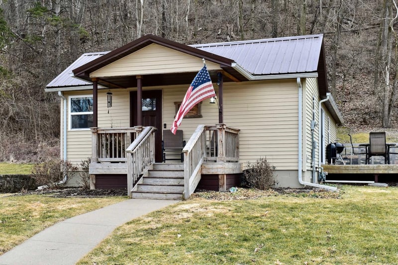 116 N Money Creek St, Rushford, MN 55971