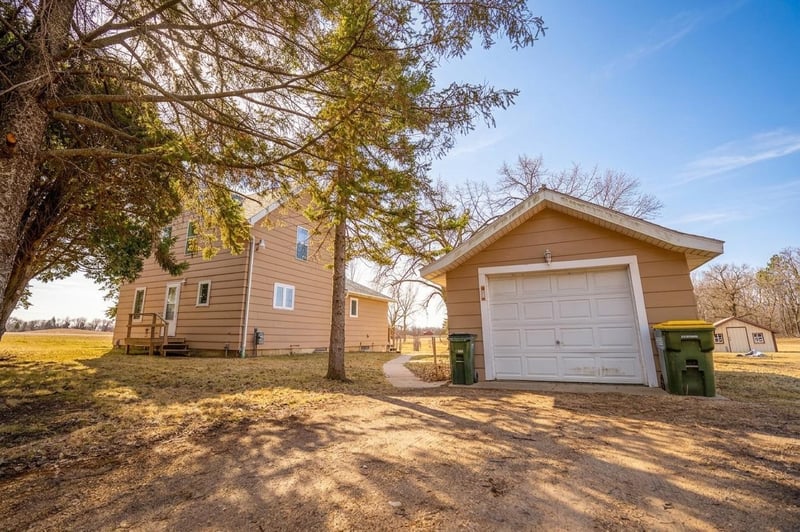 6159 132nd Ave NE, Spicer, MN 56288