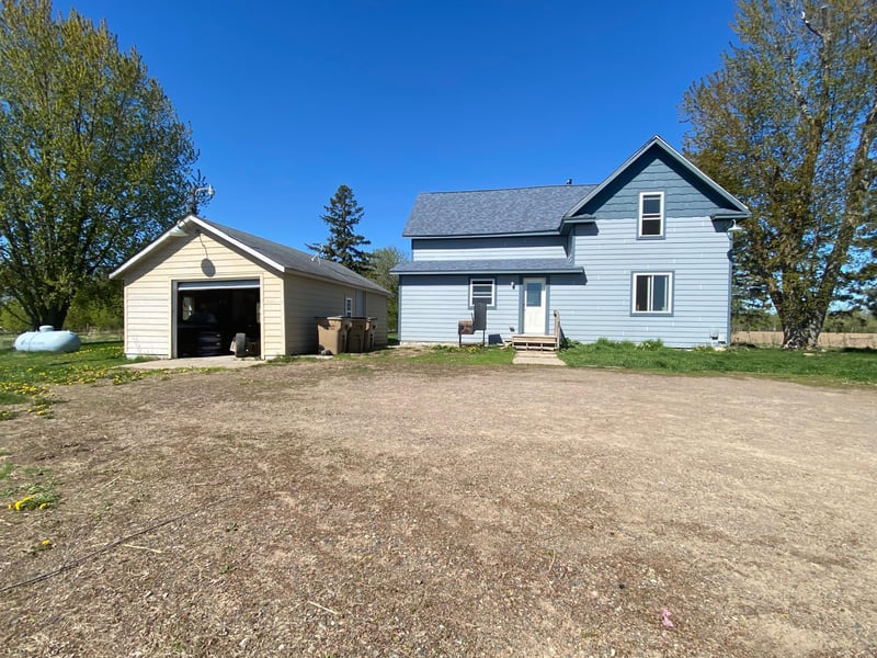 18890 55th St NE, Foley, MN 56329