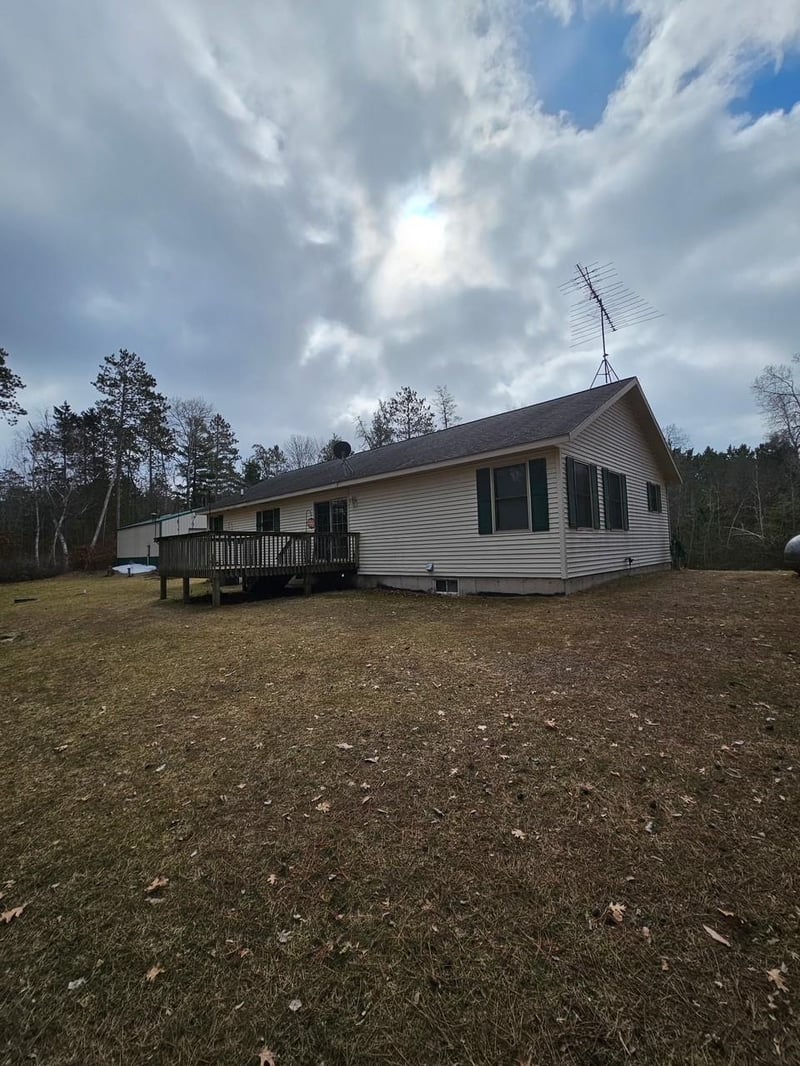 W9424 Lakewood Rd, Spooner, WI 54801