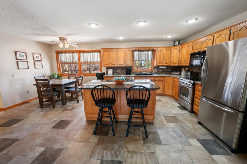 8555 15th Ave NW, Rice, MN 56367