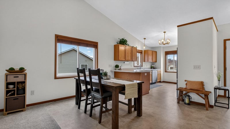 305 Arbor Hills Cir, Eau Claire, WI 54703