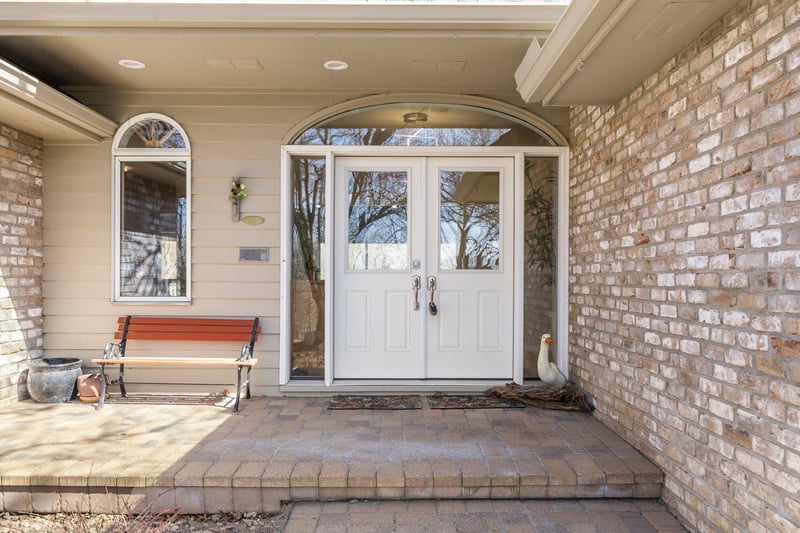 4400 Hickory Hills Trl, Prior Lake, MN 55372