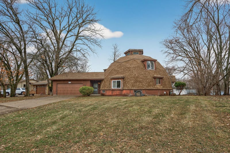 5444 Prospect Ave, White Bear Twp, MN 55110