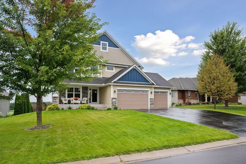 10115 93rd St NE, Monticello, MN 55362