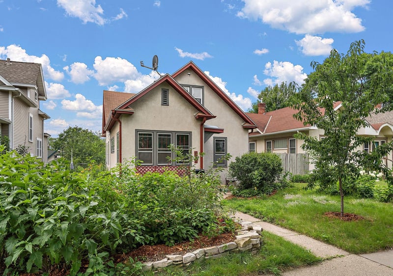 3944 17th Ave S, Minneapolis, MN 55407