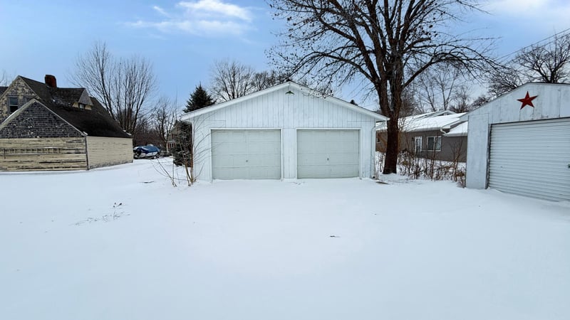 712 3rd Ave, Madison, MN 56256