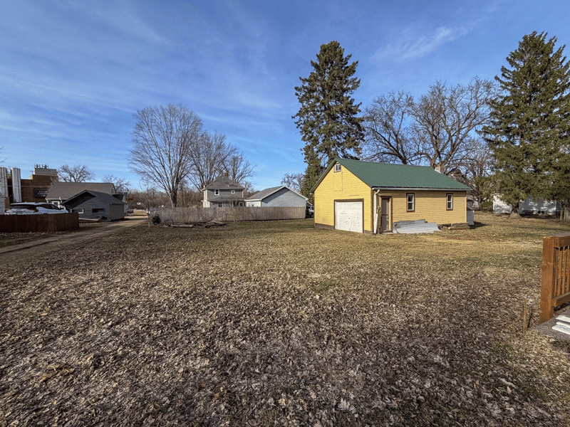 663B E Main St, Ellsworth, WI 54011