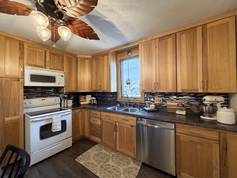 663B E Main St, Ellsworth, WI 54011
